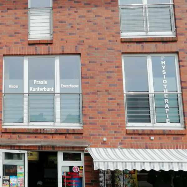 Sichtschutzfolien-Ahrensburg-physiopraxis Montagefirma für Sichtschutzfolien in der Nähe - Glasfront