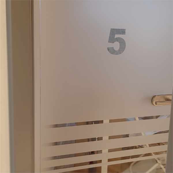 Montagefirma für Sichtschutzfolien in der Nähe - Glasfront