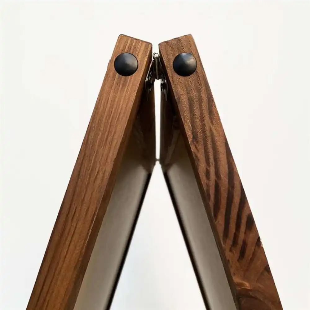 Kreidetafel-Kundenstopper-gebeiztes-Holz4.webp