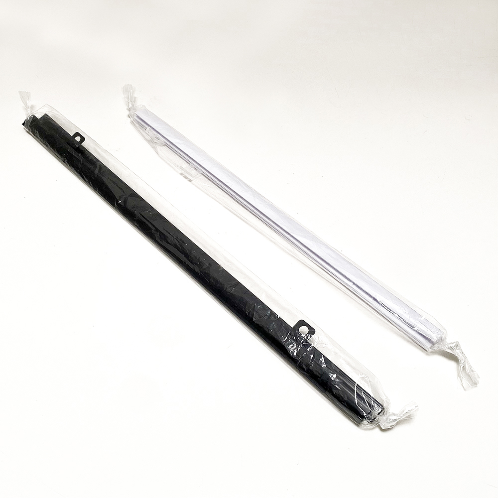 Plakatleisten 120 cm weiß mit Aufhängeösen - Set Set