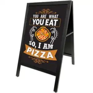 Kreidetafel Kundenstopper aus Holz mit Stahlbrett 59x78cm - schwarz gebeizte Buche.webp